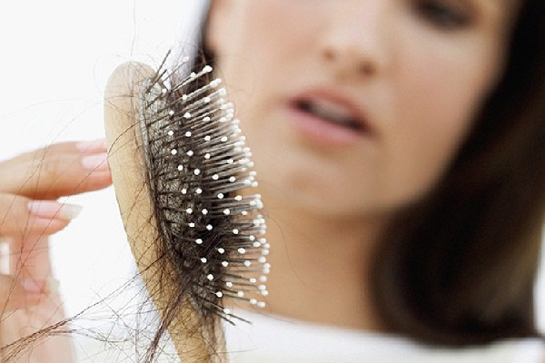 Đã thử nhiều cách nhưng vẫn rụng tóc, nguyên nhân do đâu?